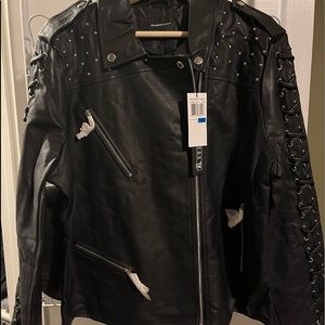 Members Only- WOMEN'S STUDDED
VEGAN LEATHER JACKET Size XL